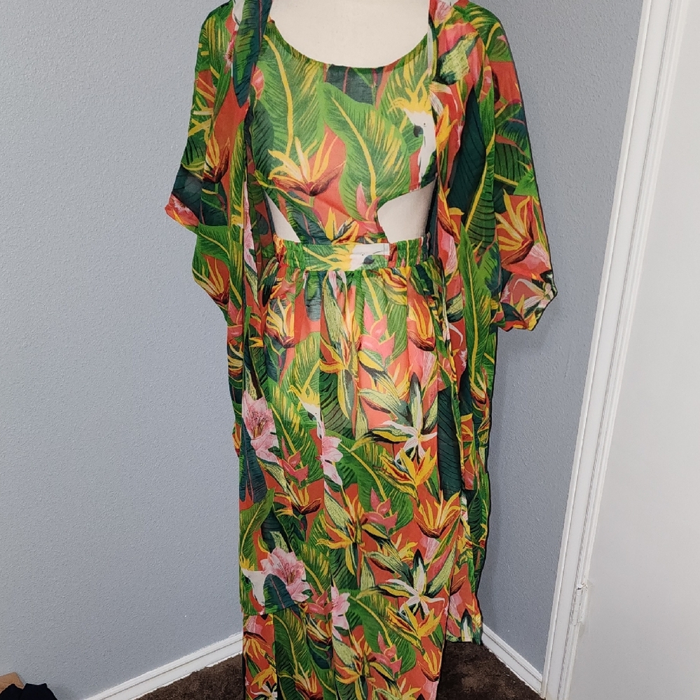 Boohoo Tropical Floral Maxi Dress in Green and Coral